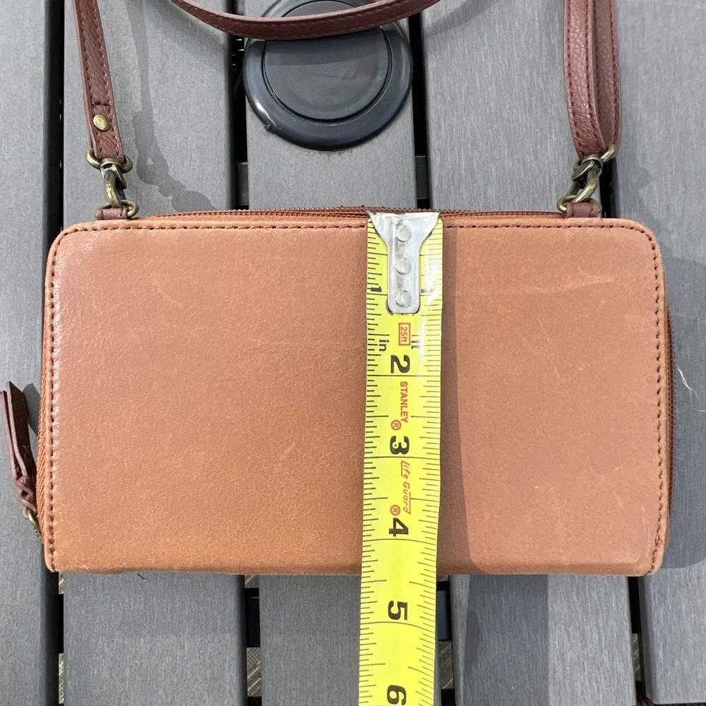 The Sak‎ Iris Crossbody Brass & Leather Brown Tan